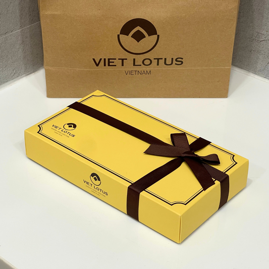 【VIET LOTUS】 カシューナッツ 詰め合わせ ギフトボックス 無農薬 4袋×3種 ww210 サイズ 渋皮つき有塩 素焼き フロランタン のセット